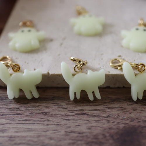 mini Keychain】おばけ/ねこ 光るミニチャーム 蓄光 ハロウィン