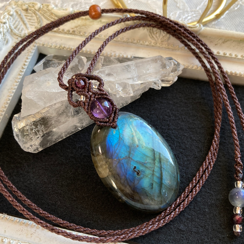 ラブラドライト（ブルー） マクラメ編みネックレス・マクラメ