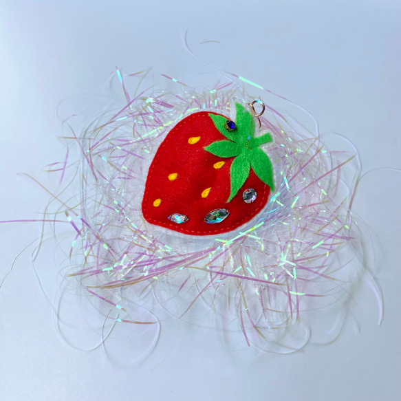 餃*子様 いちごのキーホルダー◎ 餃*子様 いちごのキーホルダー◎ 餃*子様 いちごのキーホルダー◎