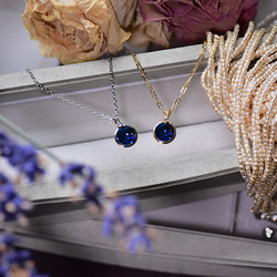 【美品】ビンテージ 紫色 花模様 ガラスネックレス✨ 581c223e612f491d2bc8f6f06dbd66