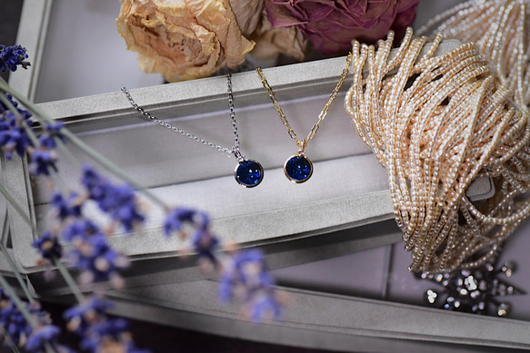 (珍品) ウランガラスのネックレス ウランガラスのアクセサリー ブルー一粒玉ネックレス - メルカリ