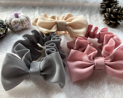 リボンシュシュ シュシュ yuna fura 通販 18293857｜Creema(クリーマ)