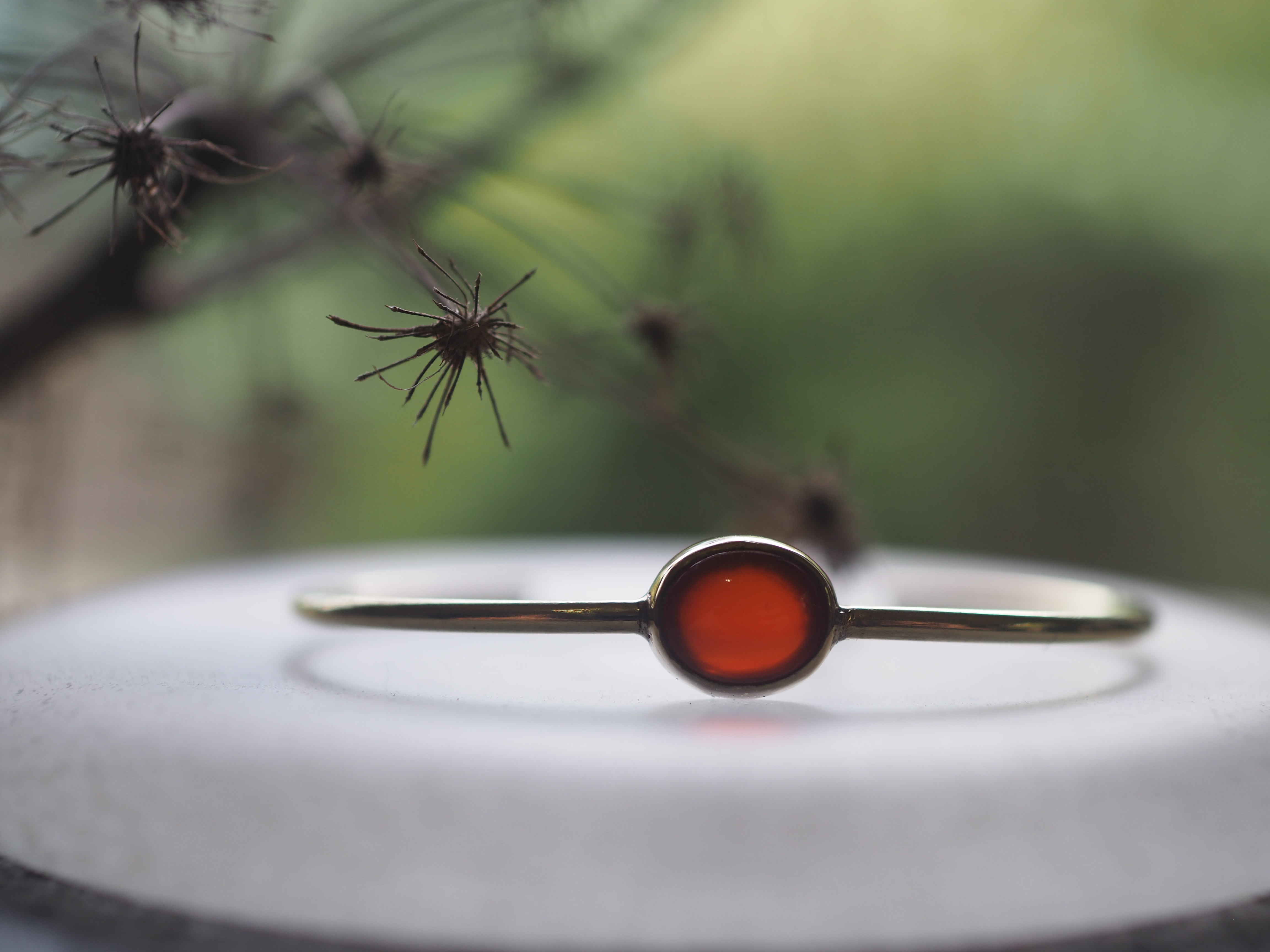 carnelian brass bangle (shuurei)