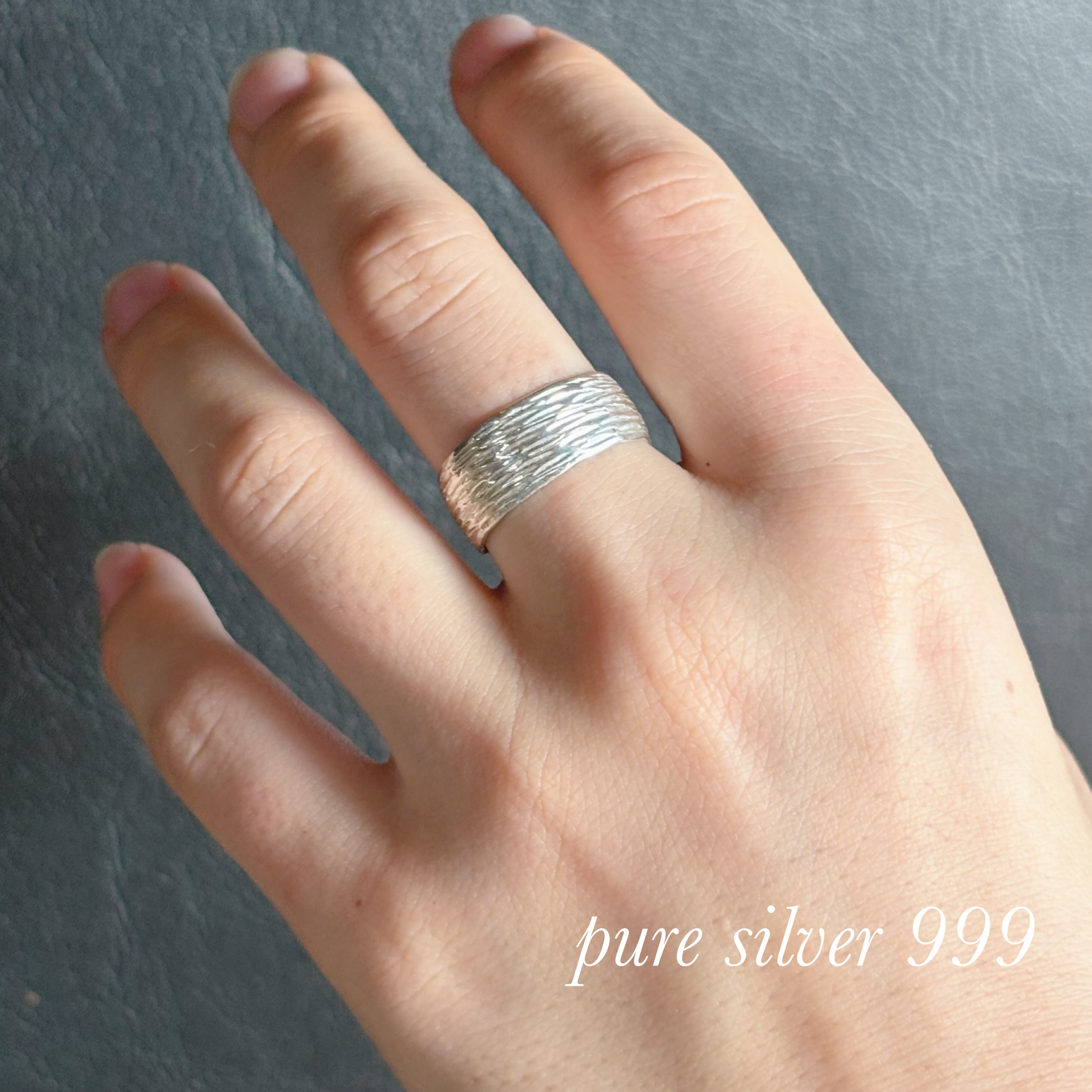 「SV９９９純銀」樹木のようなラインが魅力の純銀リング（オープンーサイズ）