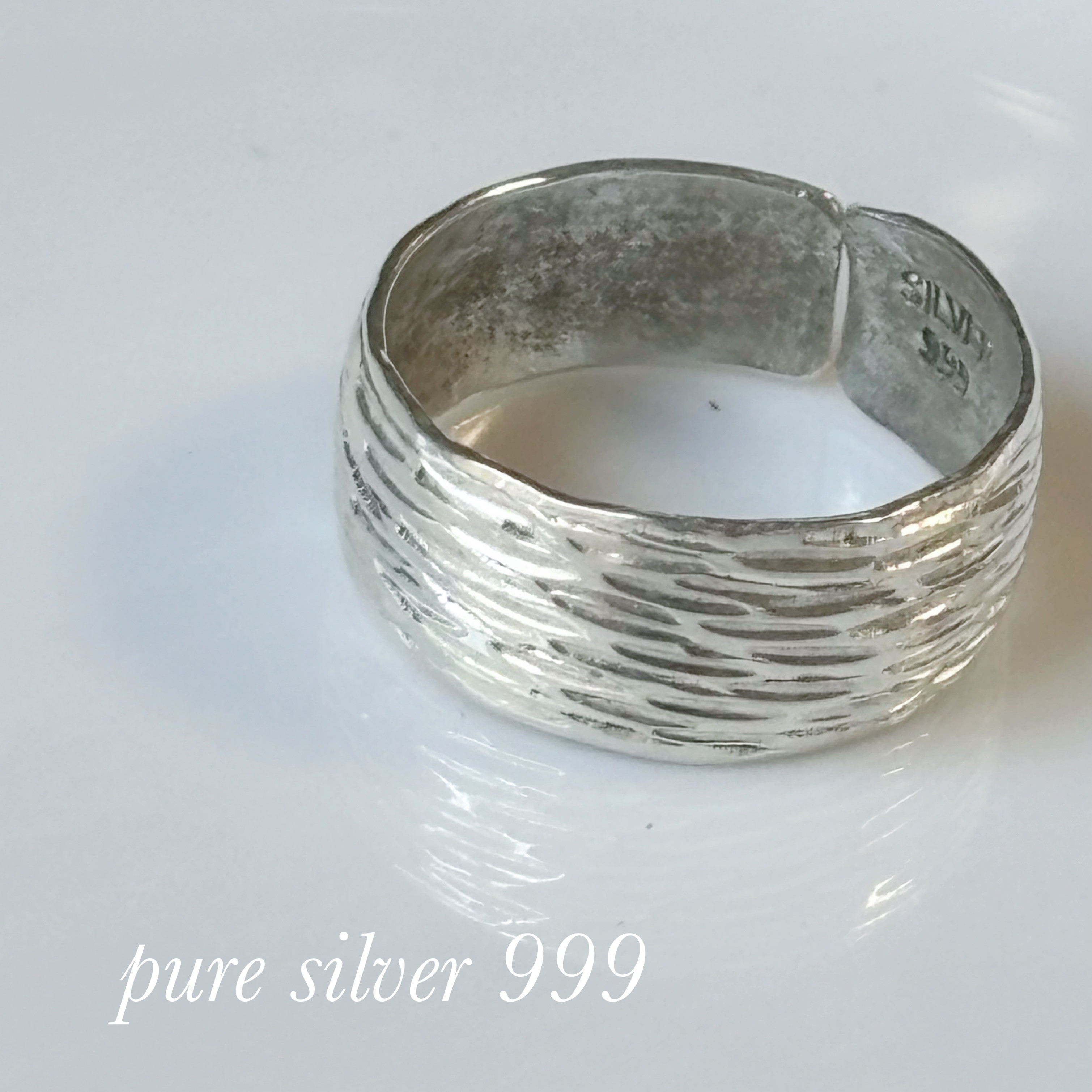 「SV９９９純銀」樹木のようなラインが魅力の純銀リング（オープンーサイズ）