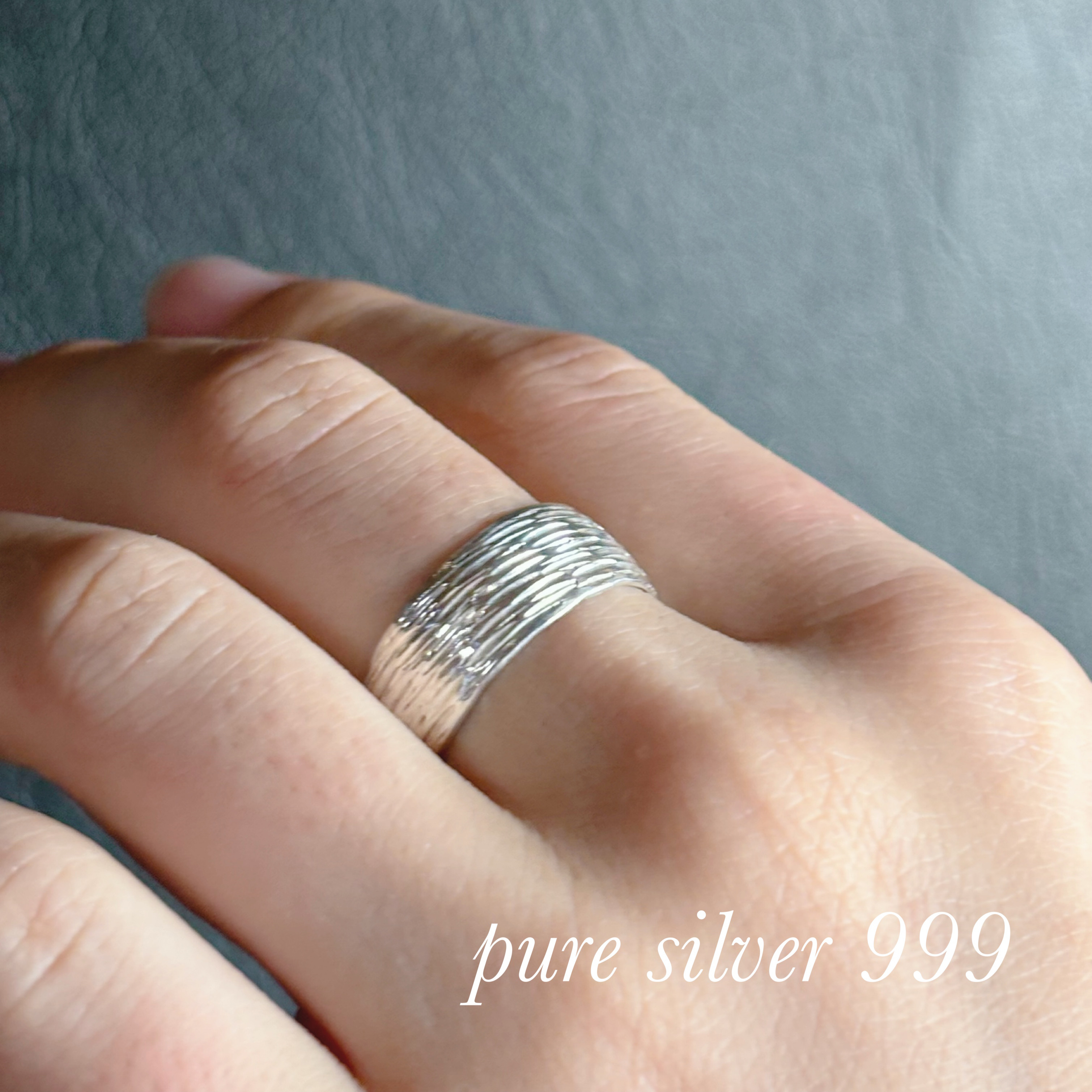 「SV９９９純銀」樹木のようなラインが魅力の純銀リング（オープンーサイズ）