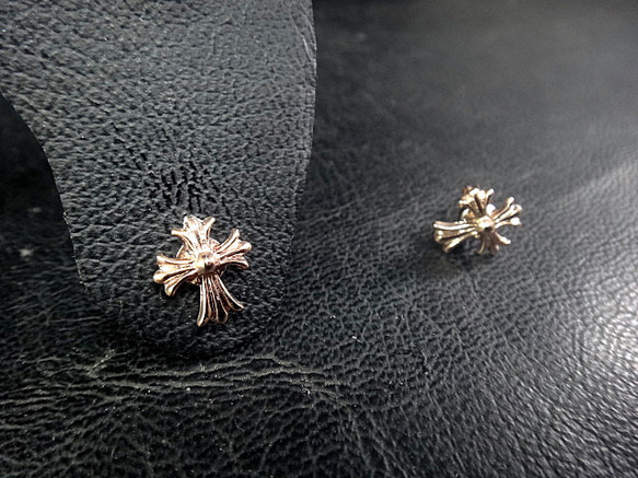 ゴシッククロス RG