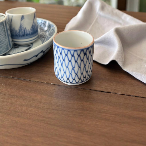 伊万里染付網目文猪口1客 おちょこ・ぐい呑み・徳利 antique art