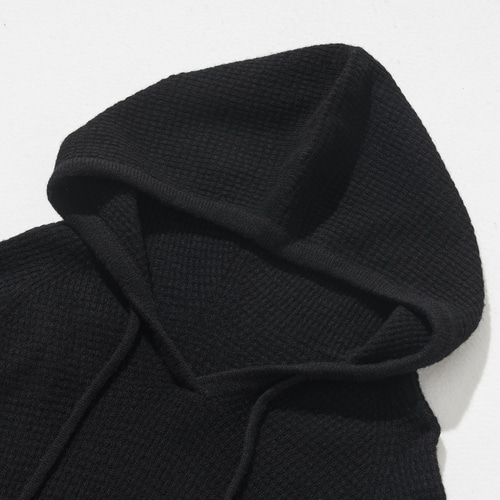 ナチュラルな雰囲気のニットパーカー フード付き ウール100％ ブラック