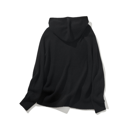 ナチュラルな雰囲気のニットパーカー フード付き ウール100％ ブラック