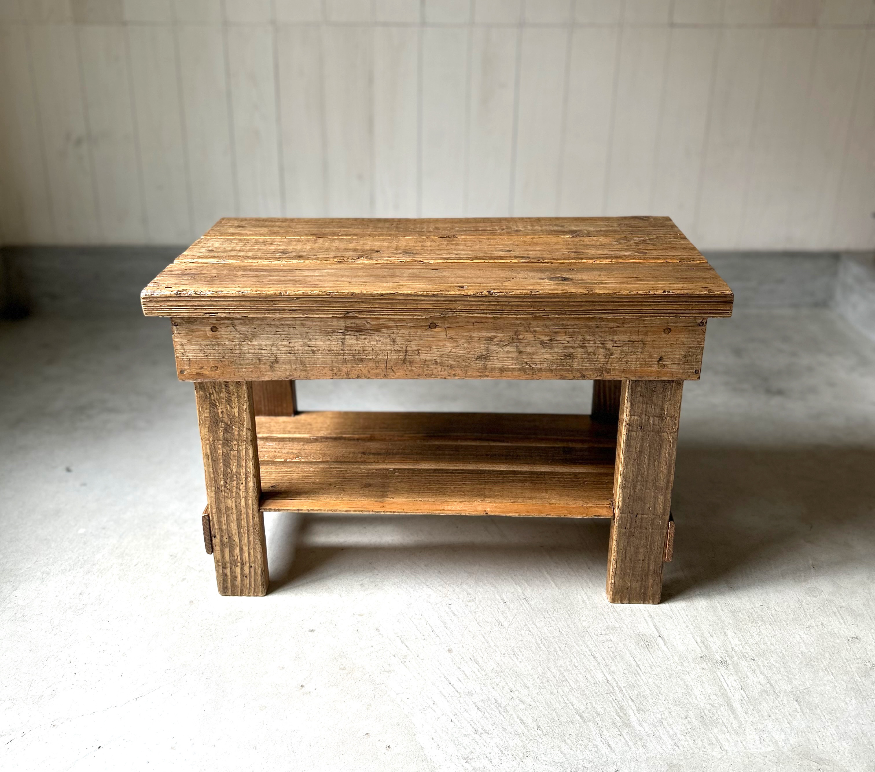 流木のローテーブル