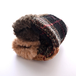 【完売しました】毛布な暖かさ！イタリア製ボア チェック柄×ふわふわファー＊クロス ネックウォーマー《ベージュ×ブラウン》 8枚目の画像