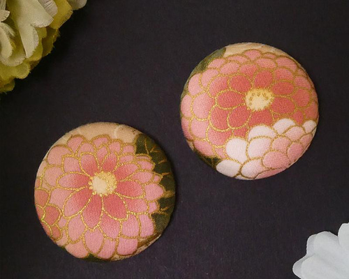 323f35f43205a624245b160fd97090