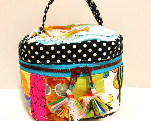 SALE！！一点物 カラフルでオシャレなロラライハリス バニティバッグ