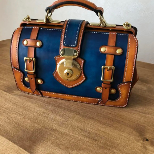 送料無料】 本革 革鞄 ミニ ダレスバッグ その他バッグ ALMA（アルマ