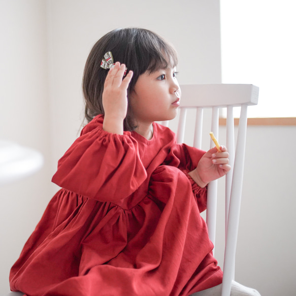 特集掲載作品】《即納あり》赤色のぽわん袖ワンピース《80〜130cm  