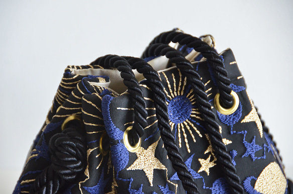 数量限定! プラネットチュール刺繍2wayマリンバッグ　ブルーブラック　月と星 5枚目の画像