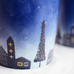 三日月のある雪降る夜の町～冬のマグ 5枚目の画像