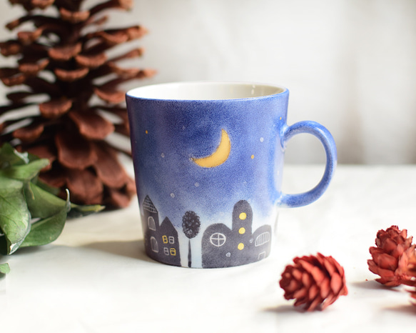 三日月のある雪降る夜の町～冬のマグ 湯呑み くらしをあそぶ展 通販  