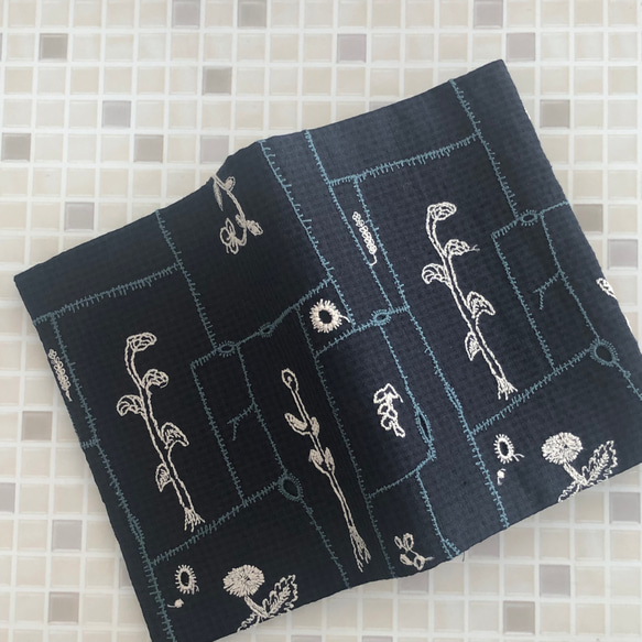 ミナペルホネン ブックカバー 文庫本 garden patchwork mina