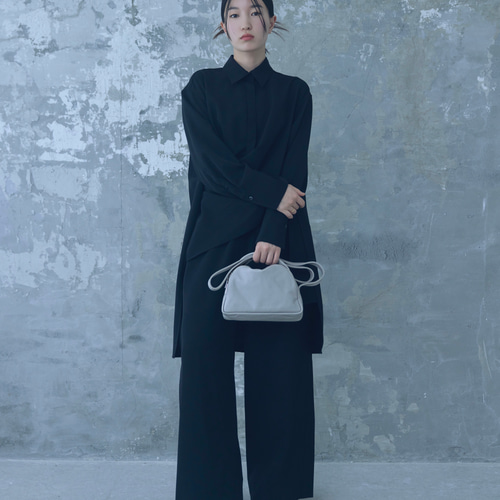 【美品】chi.wataレザー黒 ショルダー レザー半円ショルダー ショルダーバッグ chi.wata 通販 18298532