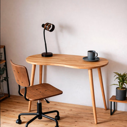 やさしい曲線を描く天板 天然木のまめ型デスク M【角なし・工具不要