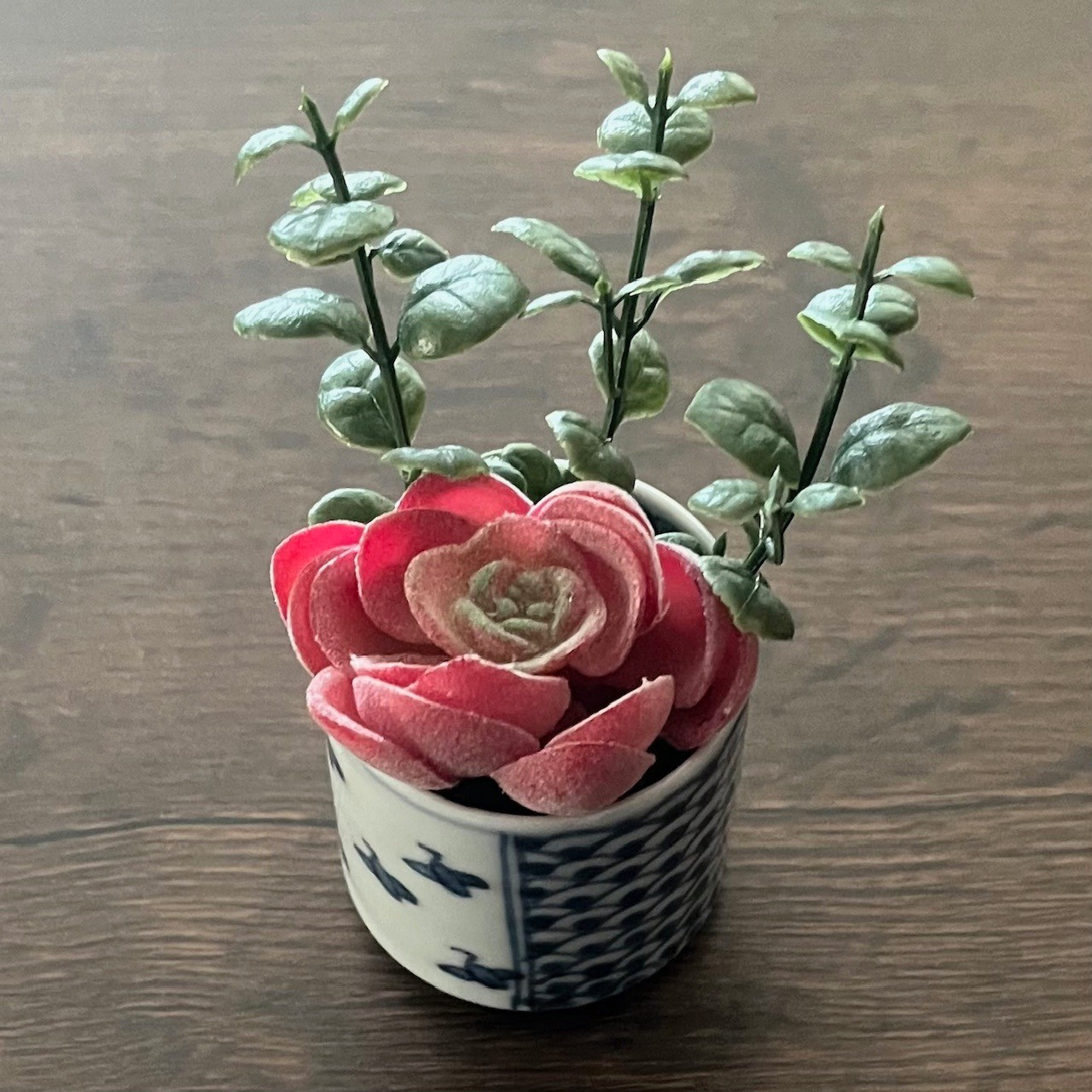 造花 アレンジ アーティフィシャルフラワー＜多肉植物＞ artificial flowers   古伊万里染付折鶴波文様