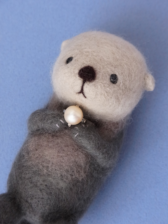 ラッコのお気に入りの石リングホルダー　羊毛フェルト　リングスタンド　指輪置き　らっこ 8枚目の画像