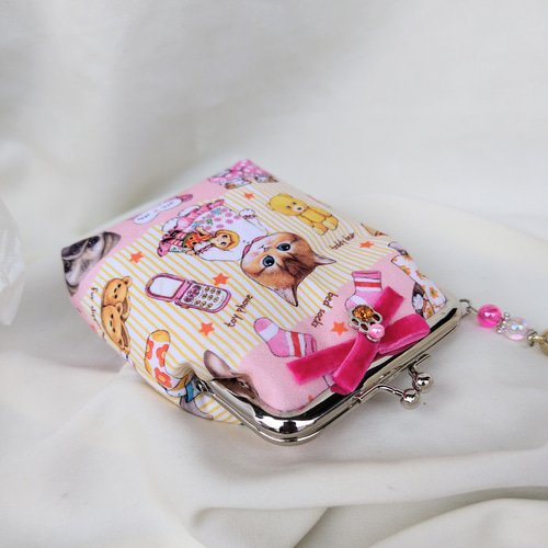 コヤンイサムチョン　かわいいポーチ　ハンドメイド ころりんポーチ コヤンイサムチョン - メルカリ