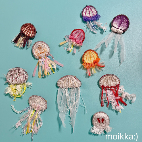 海のいきものシリーズ クラゲ ビーズ刺繍 ブローチ ブローチ moikka