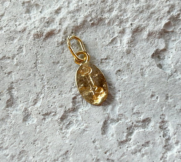 K24純金＋K22秘密の鍵◇The secret key◇ペンダントトップ ペンダント