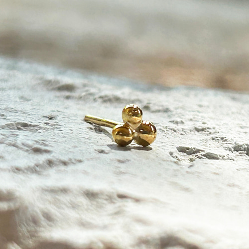 K24純金 3丸玉スタッドピアス◇ K24 3 Round Balls Stud（片耳分