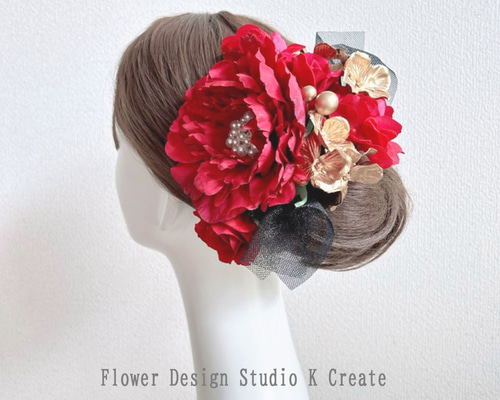 赤薔薇の円形ヘッドドレス 赤い薔薇のヘッドドレス（薔薇＆葉） 赤 バラ 髪飾り ダンス