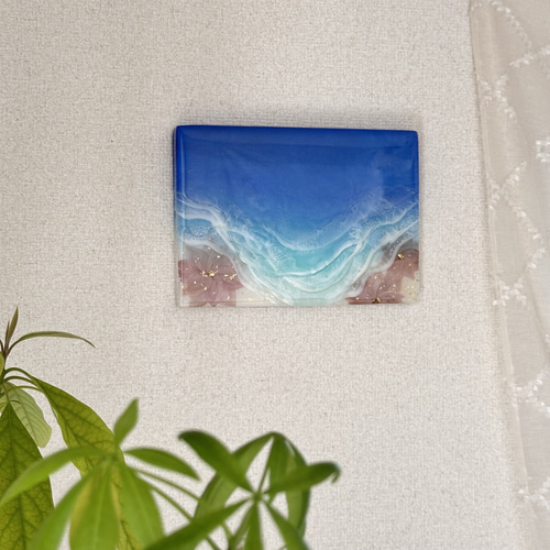 流れる花プルメリア オーシャンブルーの海 海レジンアート 波