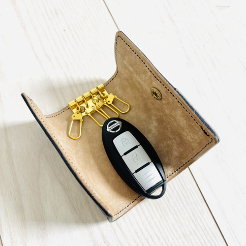 本格毛皮 キーケース ブラック ヒョウ柄 スマート コンパクト キー