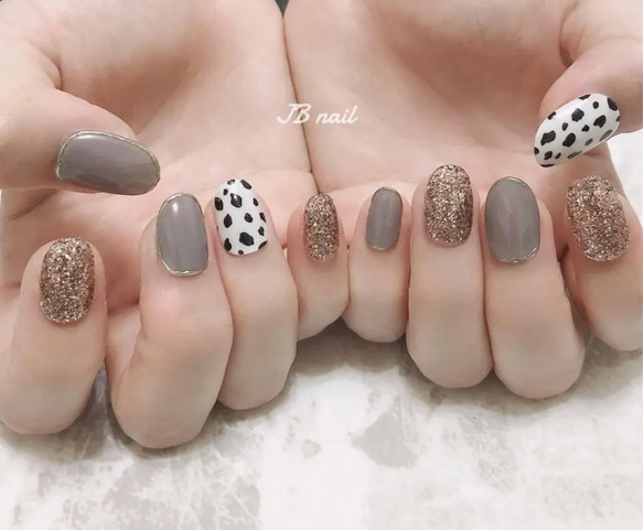 ダルメシアンネイル アニマル柄 秋ネイル ネイルチップ（つけ爪） JB