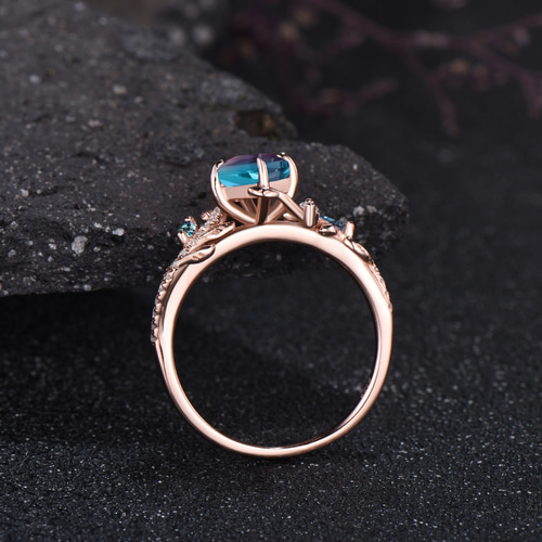 ブラジル産アレキサンドライト 1.7ct ダイヤモンド 0.3ct