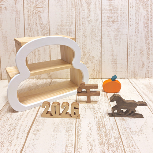 木製 鏡餅型飾り棚｜正月インテリア 縁起物 壁掛け・置き兼用（干支