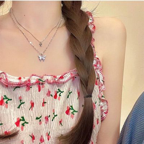 蝶モチーフ ダブル ネックレス シルバー おしゃれ プチプラ 蝶モチーフ ダブル ネックレス シルバー おしゃれ プチプラ