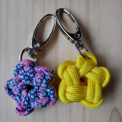 パラコード花ビーズ花チャーム ペット服・アクセサリー ユキ