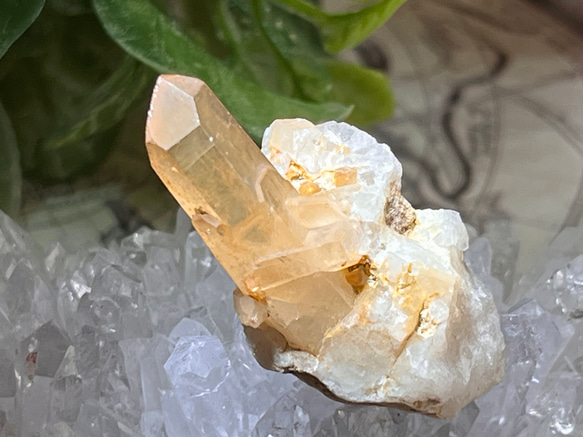 天然色✨ ゴールデンヒーラークリスタル 母岩付き原石 水晶 クラスター