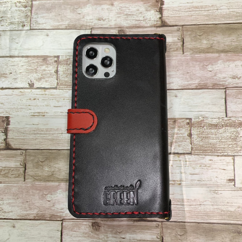 2枚ポケット付き 栃木レザー ブラック×レッド 星スタッズ iPhone