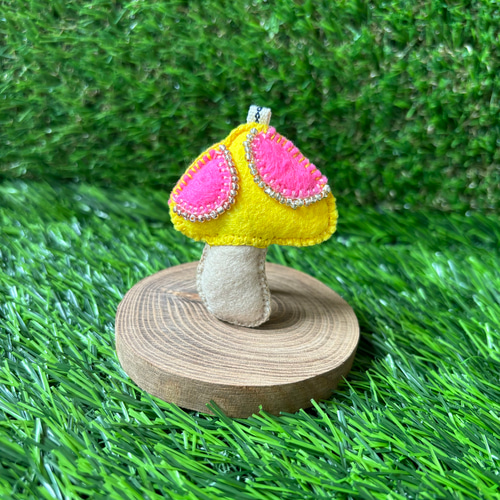 華々しい毒キノコのストラップ vol.4 携帯ストラップ popoki_haru 通販