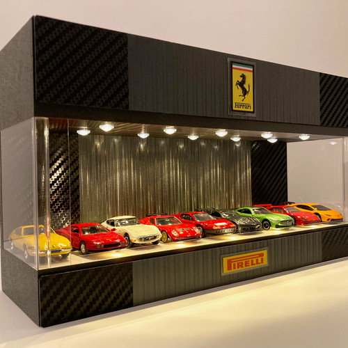 セール品！1/64展示・カーボン＆ストライプ・ディスプレーBOX / LED20 