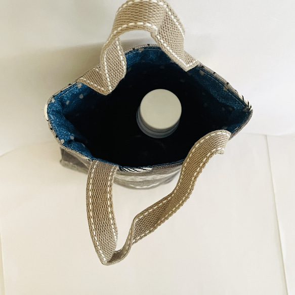 普通・お魚さんのペタンコバッグ　水筒入れサイズ　濃グレー　27.5×15.5 5枚目の画像
