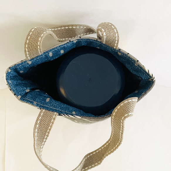 普通・お魚さんのペタンコバッグ　水筒入れサイズ　濃グレー　27.5×15.5 4枚目の画像