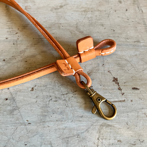 ヌメ革IDカードホルダー（本体のみ）本革手縫い・ネックストラップ