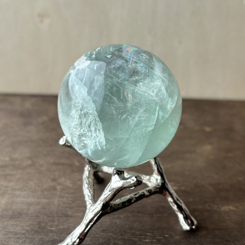 フローライトスフィア♡♡虹♡台座セットNo.10021 フローライトスフィア♡♡虹♡台座セットNo.10021 虹入り☆ライトグリーン