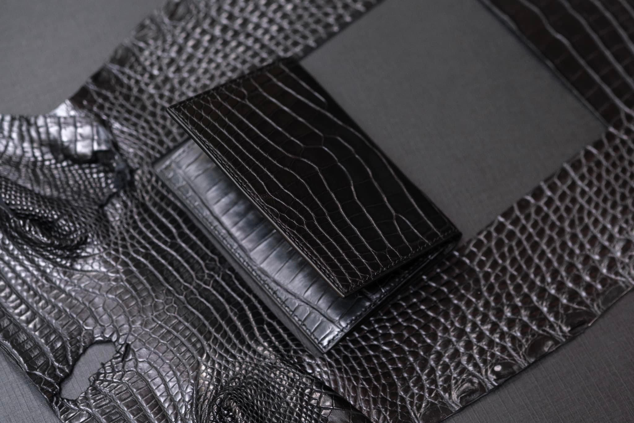 高級ワニ革名刺入れケースカードケース(名刺50入り) 51,000円