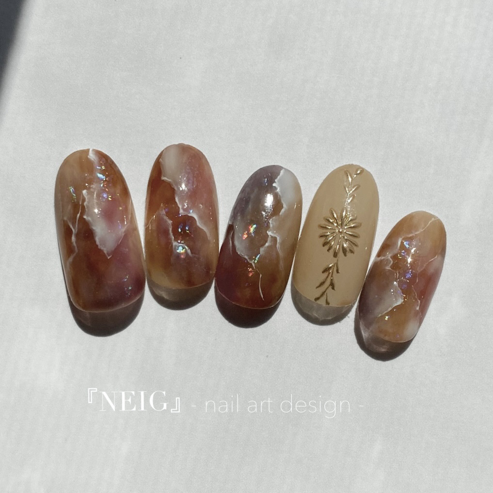秋ネイル　ブライダルネイル　ミラーネイル　ニュアンスネイル　お呼ばれネイル　大理石ネイル　フラワーネイル